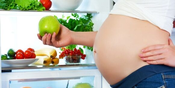 Zwangere vrouwen zijn gecontra-indiceerd in het Maggi-dieet